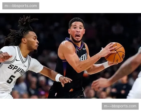 马刺团队篮球传导球分析 利用勇士防守轮转滞后创造机会 马刺团队篮球传导球分析 利用勇士防守轮转滞后创造机会